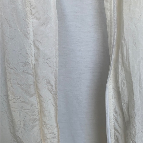 ⛅️Vintage Ruffle Windbreaker - Picture 6 of 6